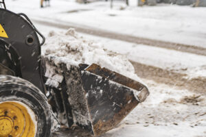 snow cleaning machine